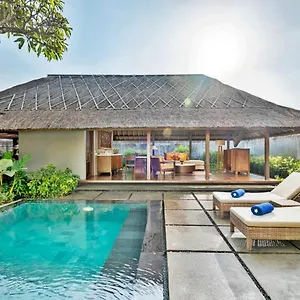  Villa Mayaloka Indonesia