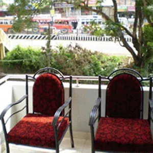  Lodge Bennies India