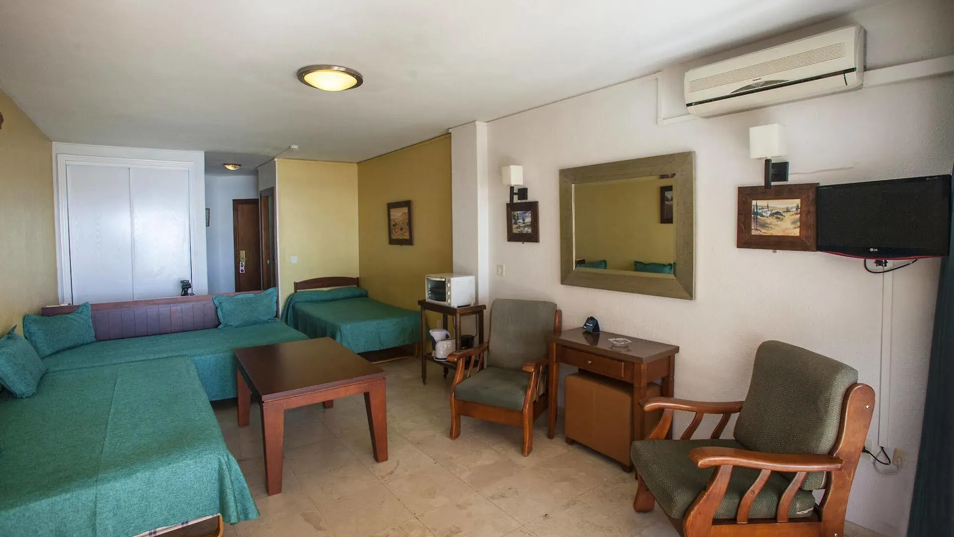 Apartamentos La Jabega Фуэнхирола Испания